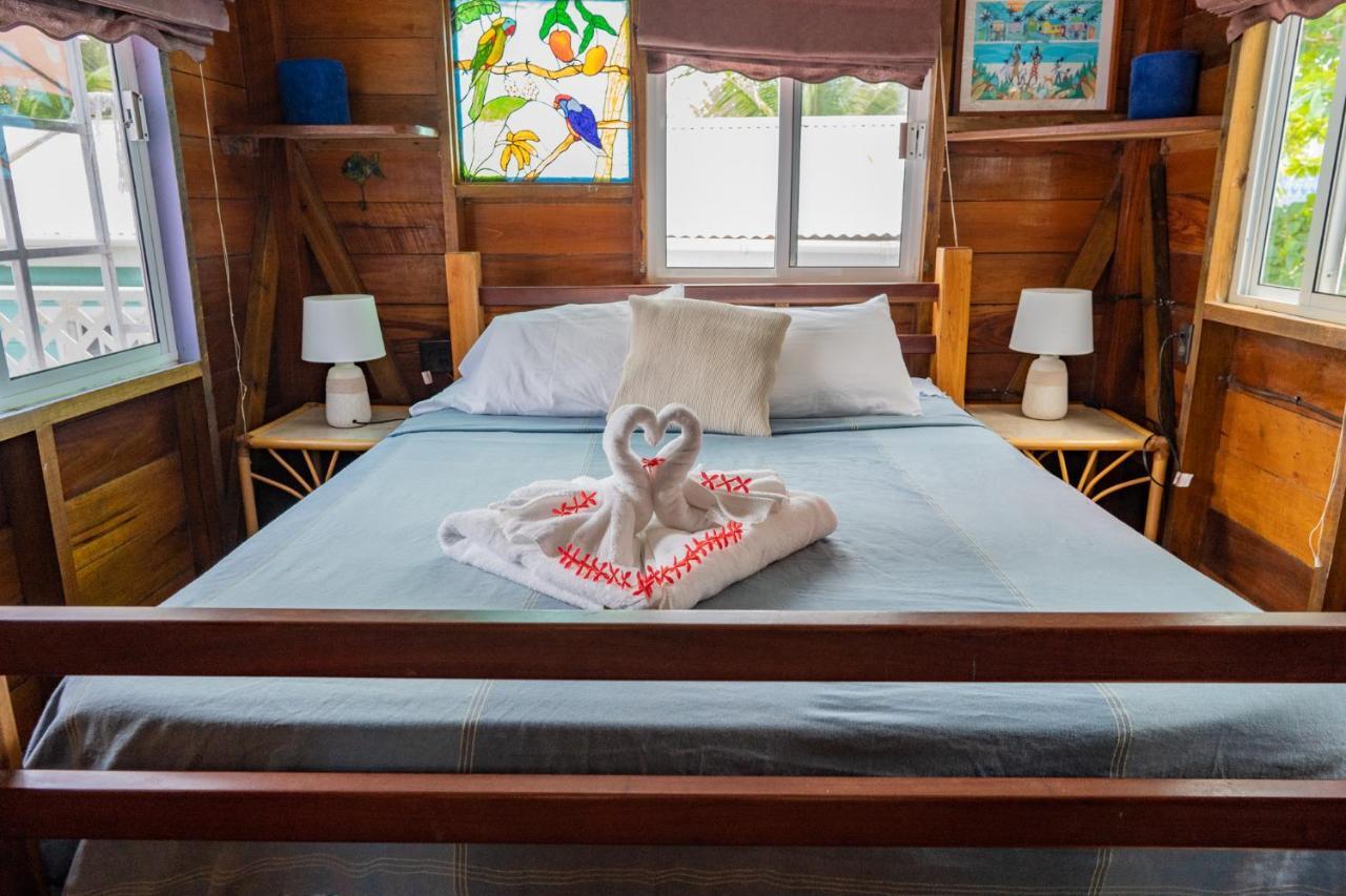 Hummingbirds Cabins Caye Caulker Buitenkant foto